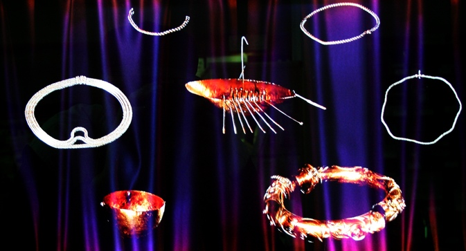 The Broighter Gold display